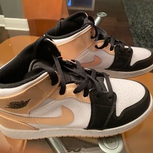 AJ 1’s Youth Size 6. Pink, Black and White.  Never worn, no creases, no box.